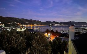 Bougainvillea House - The Heart Of Simonstown